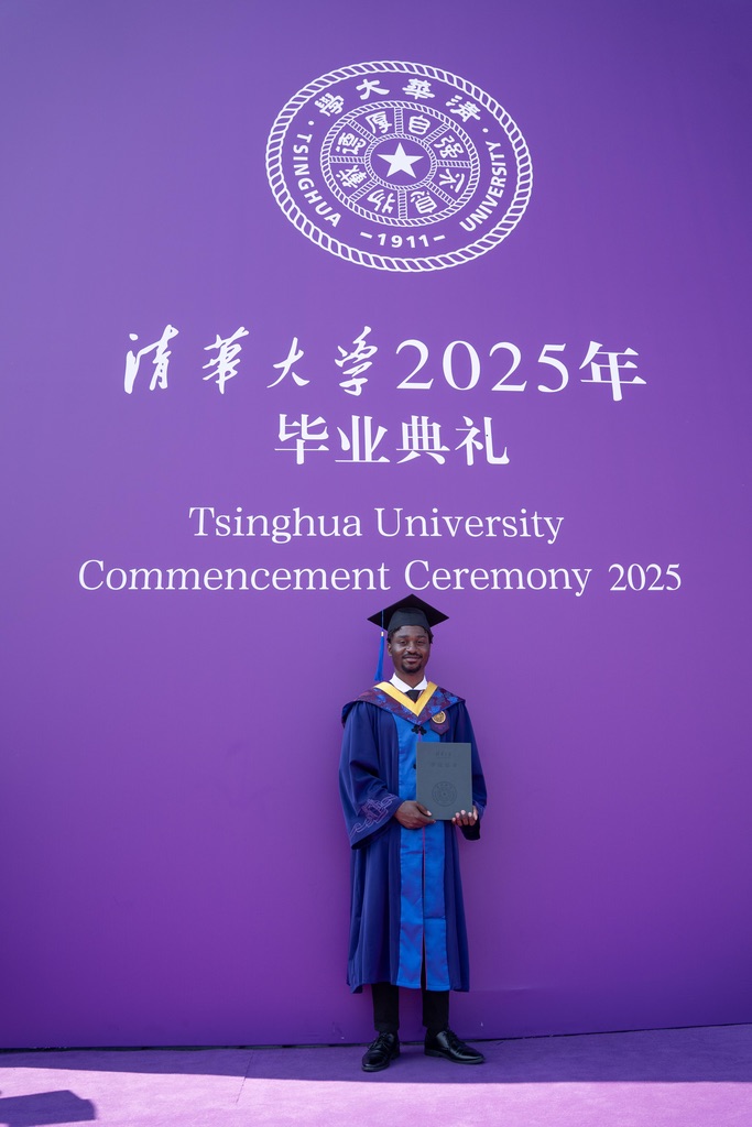 Joshua Johnson at his Tsinghua University graduation